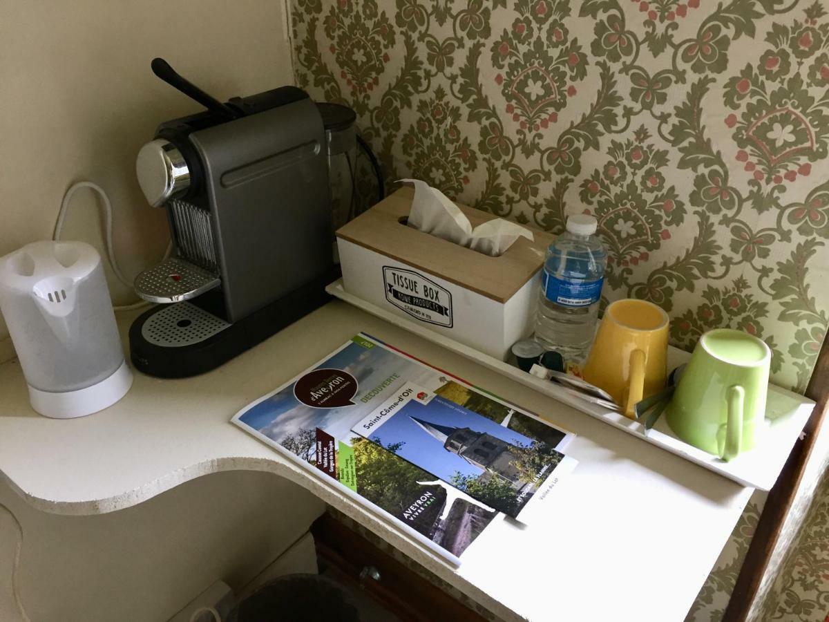 Aux Berges Du Coubisou Bed & Breakfast ภายนอก รูปภาพ