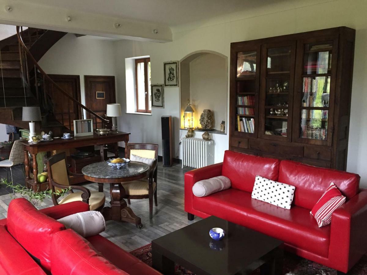 Aux Berges Du Coubisou Bed & Breakfast ภายนอก รูปภาพ
