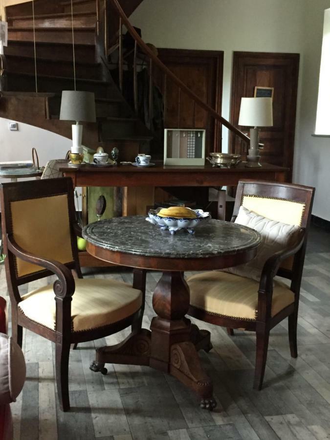 Aux Berges Du Coubisou Bed & Breakfast ภายนอก รูปภาพ